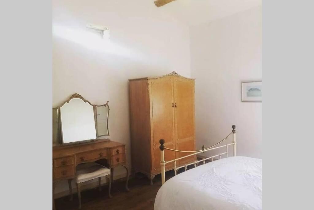 As Seen On A New Life In The Sun - Beautiful 3 Bedroom Cottage With Shared Pool Montboyer Exterior foto